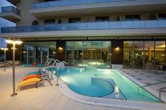 Mezőkövesd, Węgry, Balneo Hotel ZSORI Thermal & Wellness, basen zewnętrzny